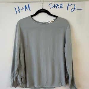 H&M Women's Light Gray Long Sleeve Blouse